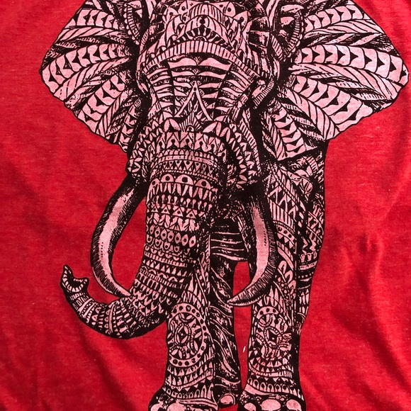 Thailand red elephant shirt - Picture 6 of 6
